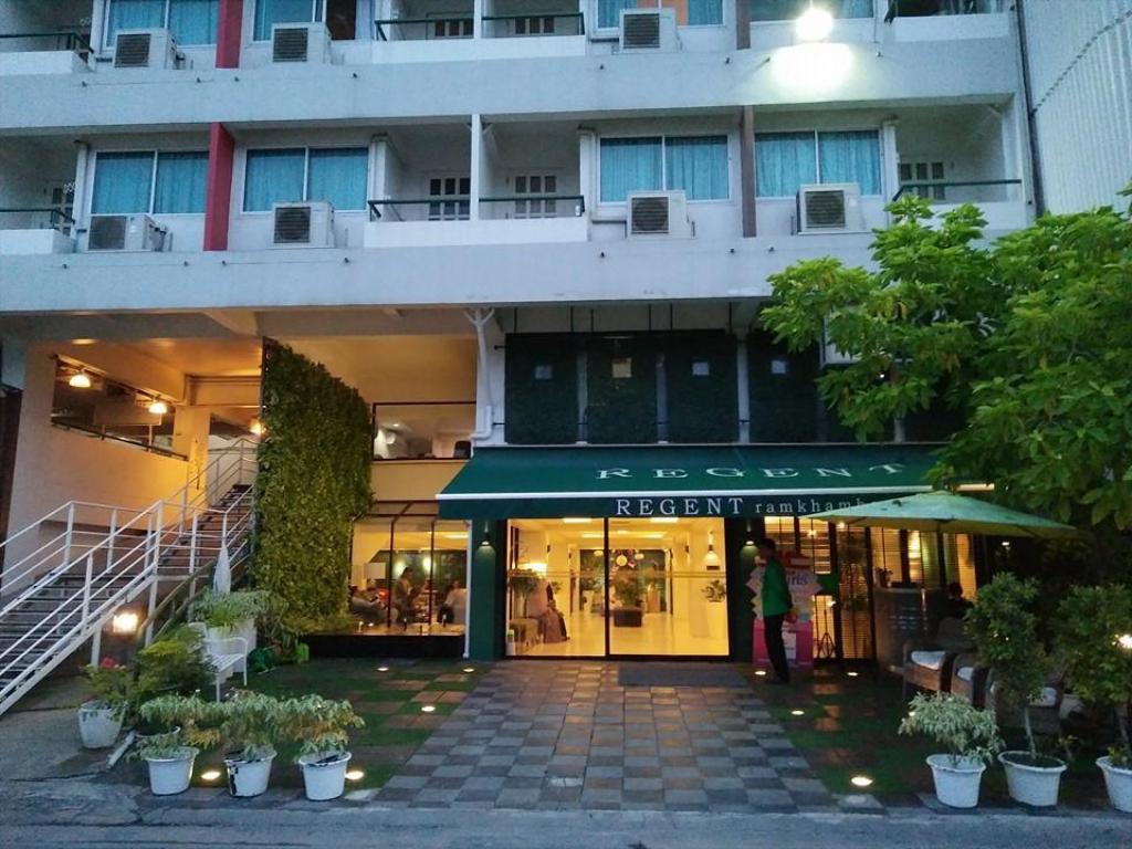 Vejthani Hospital 8 2086489136affe8a75aac52c915a16b8
