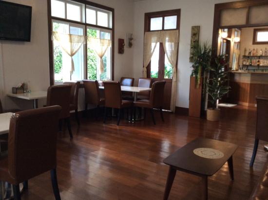 Buriram Hospital 7 dinsomon hotel