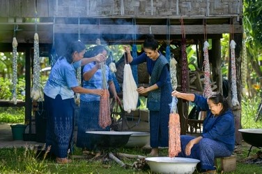 Thai Royal Legacy Preserving Thai Royal Legacy: The Artisans Keeping the Treasured Crafts Alive
