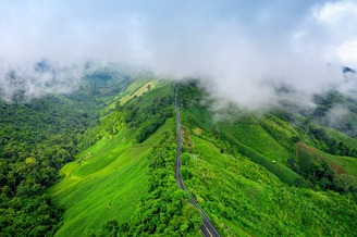 Guide to an India-Thailand Drive: A Journey from Imphal to Bangkok 1 India-Thailand Drive Guide to an India-Thailand Drive: A Journey from Imphal to Bangkok