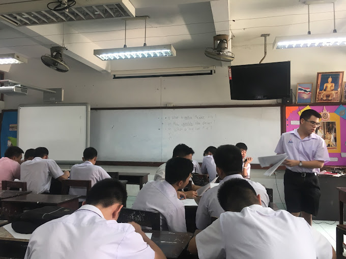 Traimitwitthayalai School 2 Traimitwitthayalai School5