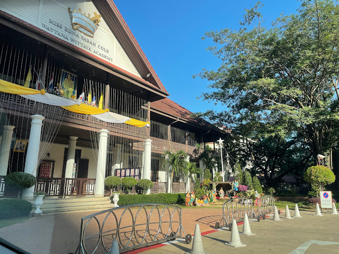 Wattana Wittaya Academy 9 Wattana Wittaya Academy1